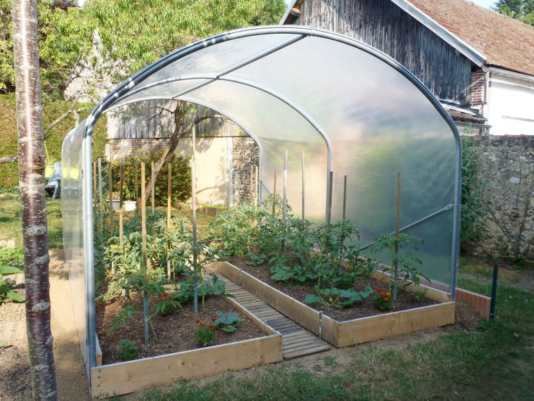 Serre À Tomates Larg. 3 M | Jardin | Serre Jardin, Serre A … intérieur Comment Faire Un Tunnel De Jardin