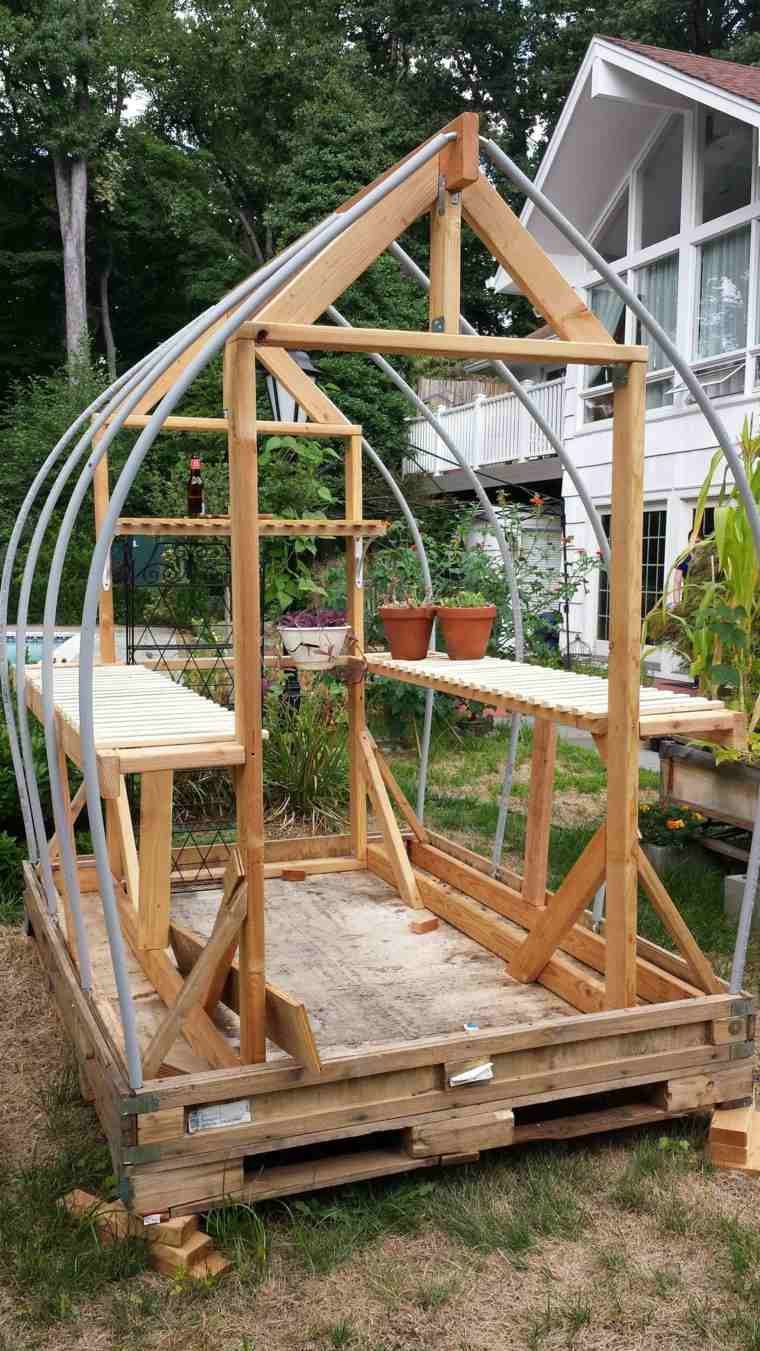 Serre De Jardin : La Maison Idéale Pour Vos Plantes En Hiver … tout Construire Une Mini Serre De Jardin