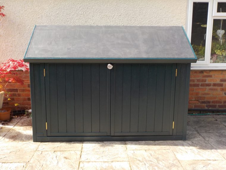 Solid And Secure Bike Sheds, Hand Made In Bristol For Uk And … pour Trimetals Abri Jardin