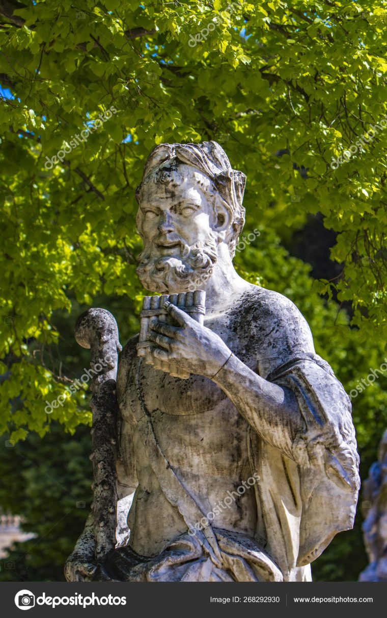 Statue From Les Jardins De La Fontaine In Nimes, France … concernant Statue Fontaine De Jardin