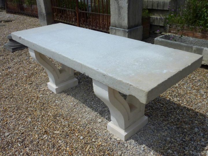 Table De Jardin En Pierre – Pierre – Néo-Classique – Xixe S … destiné Table De Jardin En Pierre