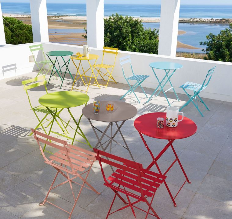 Terrasse Haute En Couleur Multicolore Meuble De Jardin Table … tout Salon De Jardin En Fer Coloré