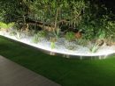 Tuto : Comment Poser Une Bordure De Jardin Aluminium Avec Eclairage Led  Integre- Apanages avec Bordure Courbe Jardin