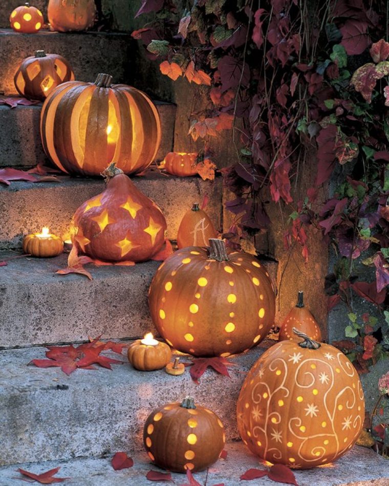 Un Jardin Décoré Pour Halloween #pumpkindecorating Deco … pour Deco Jardin Halloween