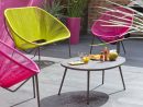 Un Salon De Jardin Coloré Pour Rajouter Du Peps À Mon ... pour Table De Jardin Colorée