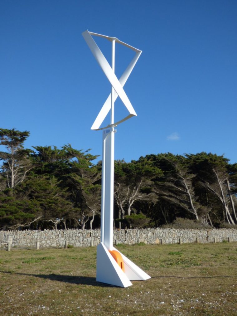 Une Éolienne Dans Votre Jardin – Blog Pages-Energie dedans Construire Une Eolienne De Jardin