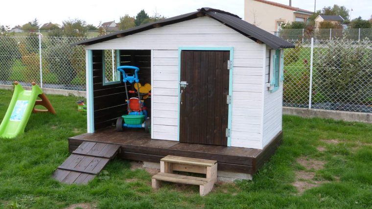 Une Maison Pour Les Enfants – Le Blog Du Bricolage tout Cabanne Jardin Enfant