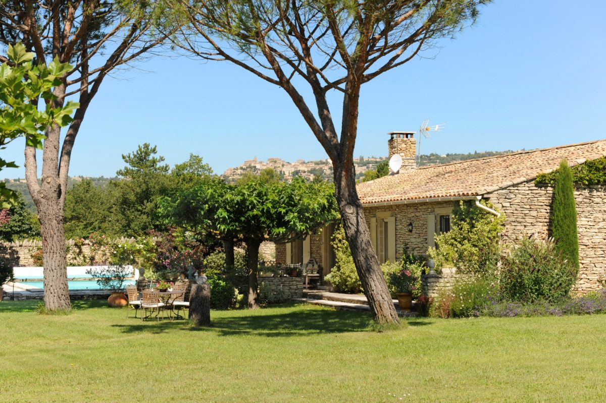 Ventes A Vendre, À Gordes, Maison En Pierres De Plain Pied ... pour Pierre De Jardin À Vendre