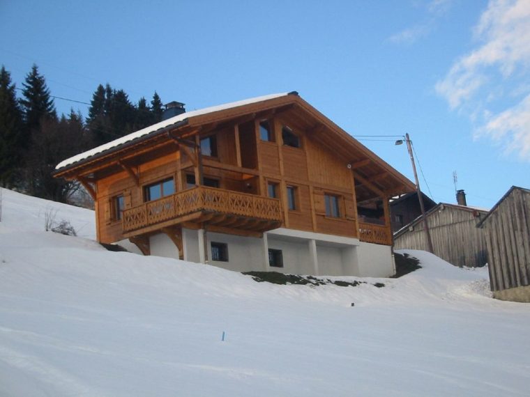 4 Bed Chalet With Spectacular Views Of Les Gets And Its Ski Area (Sleeps  8-10) – Les Gets dedans Chalet En Kit Occasion