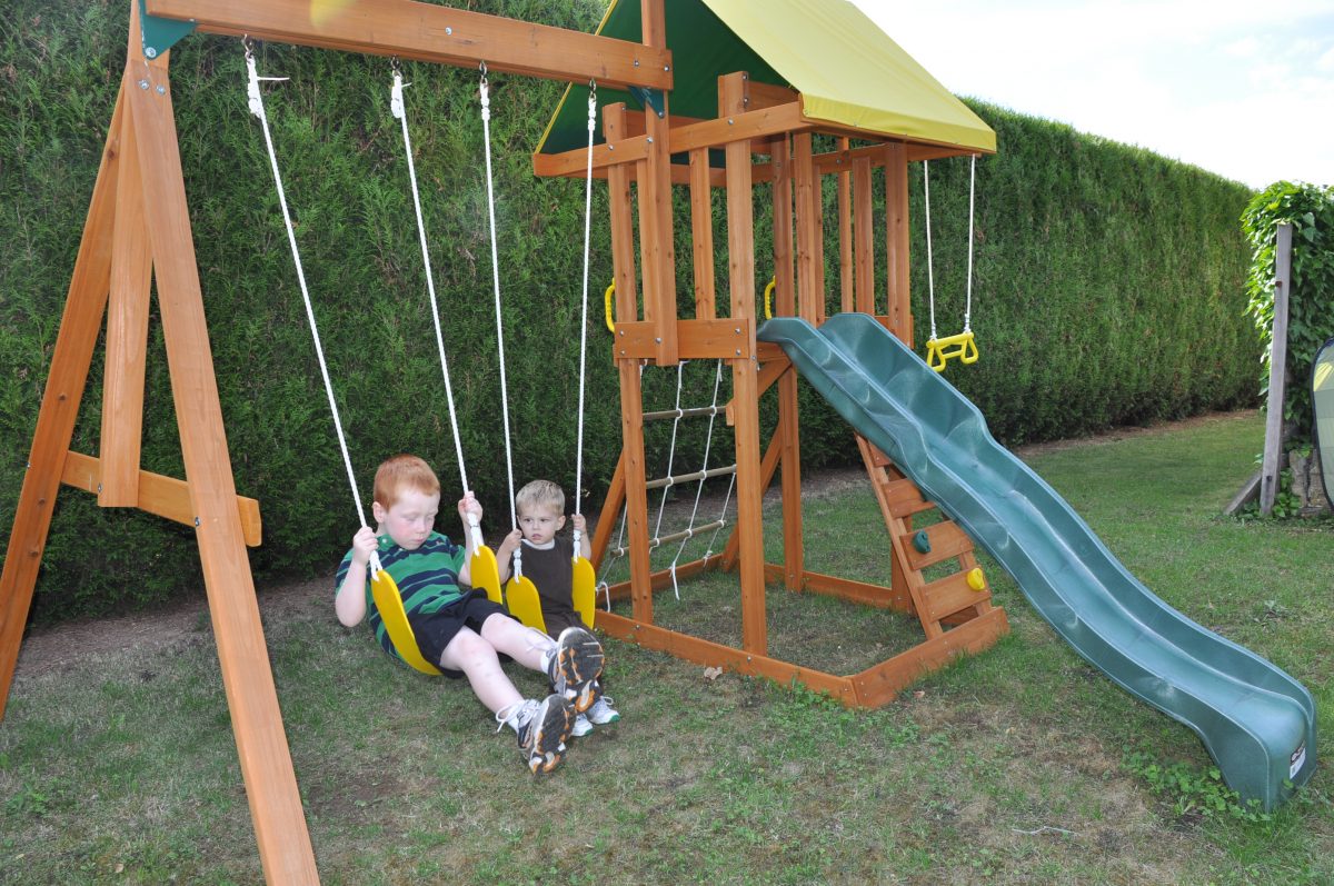 Balançoire Avec Toboggan : Organisez Votre Jardin tout Balancoire Avec Toboggan