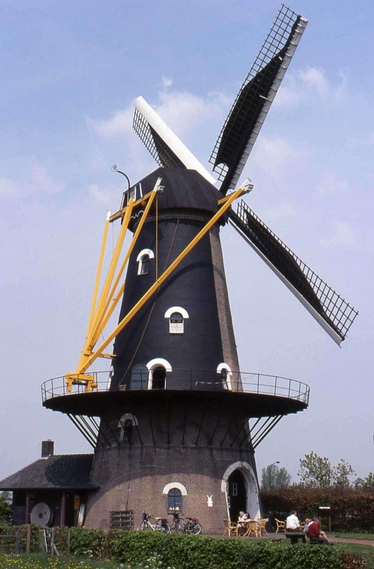 Oisterwijk (N-B) – Onvermoeid | Moulin À Vent, Moulin A Eau … dedans Moulins À Vent De Jardin