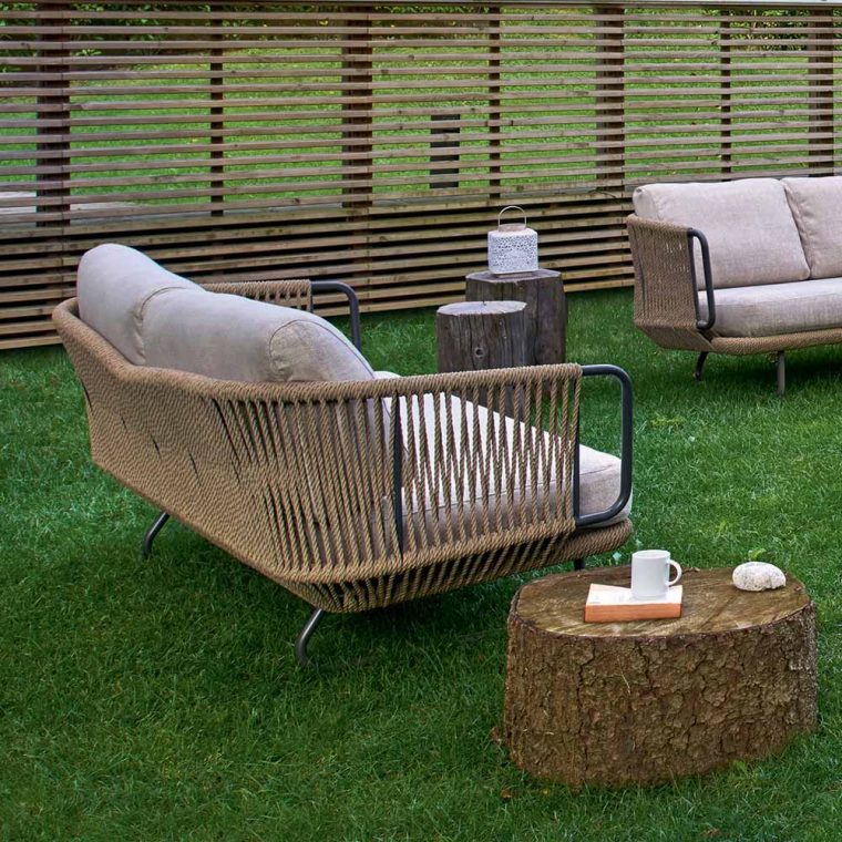 Salon De Jardin De Design Moderne, Base En Aluminium Modèle Varaschin  Babylon pour Mobilier De Jardin Moderne
