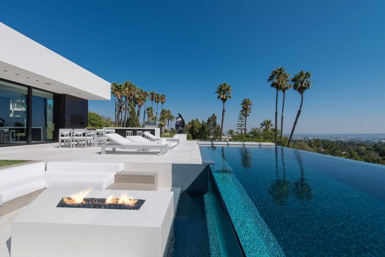 Top 16 Des Plus Belles Villas Design De Los Angeles | Área … à Mobilier De Jardin Design De Luxe