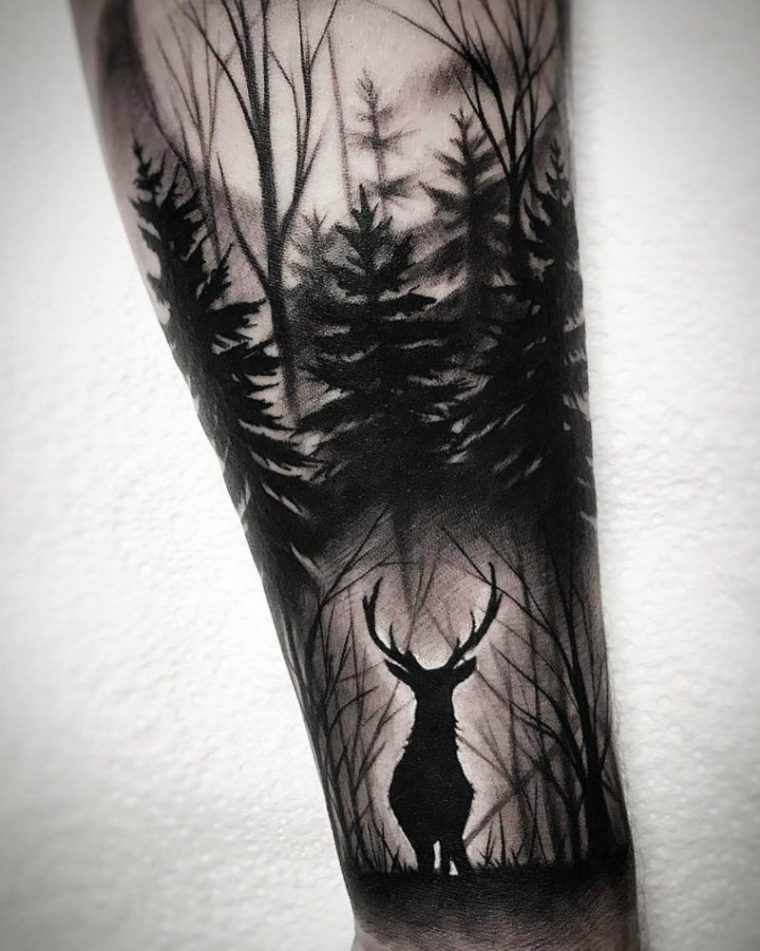tatouage cerf forêt