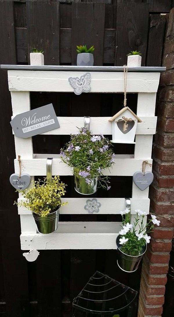 16 Ingenious Outdoor Pallet Projects For All Diy Lovers … destiné Decorar Jardin Con Palets