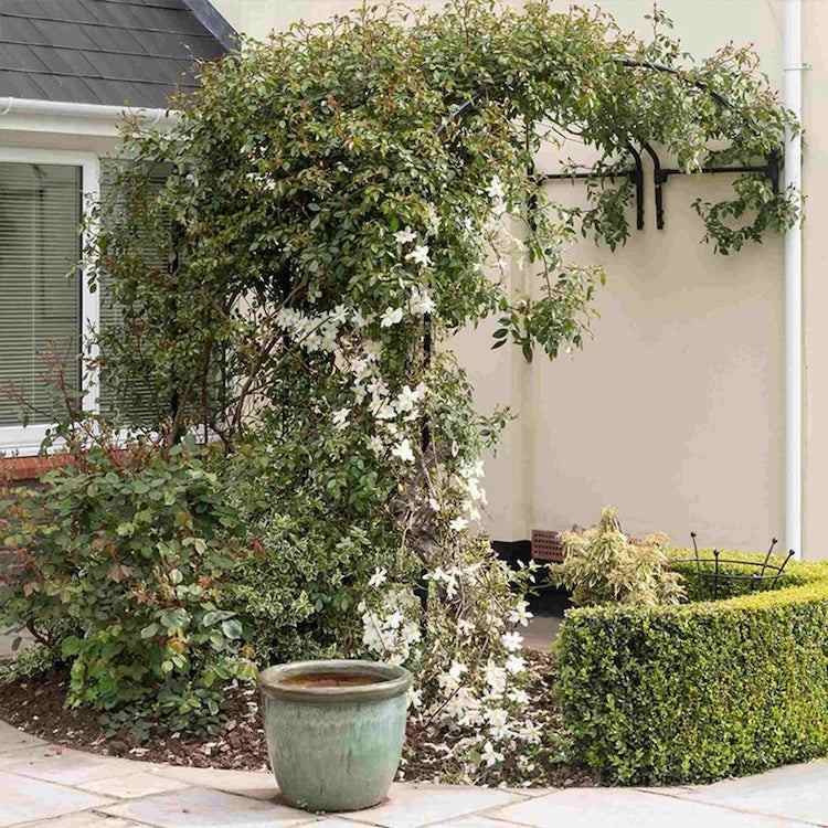 6 Styles D' Arche De Jardin Pour Booster La Décoration … concernant Arche De Jardin En Pvc