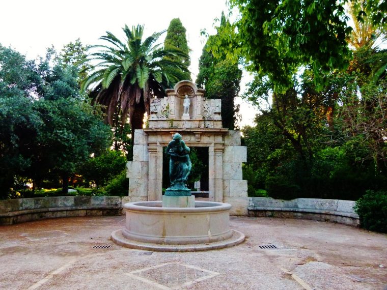 Al Agua, De F. Carbonell – Jardines De Los Viveros – Valen … concernant Jardines De Viveros Valencia