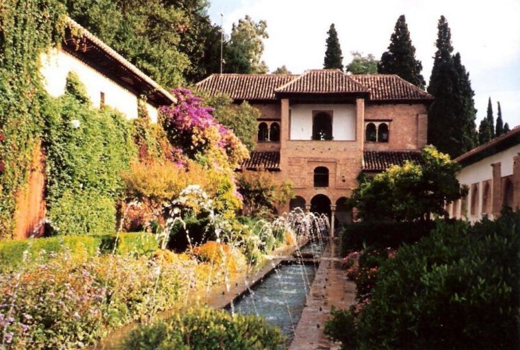 Alhambra De Granada, Un Lugar Mágico tout Los Jardines De La Alhambra