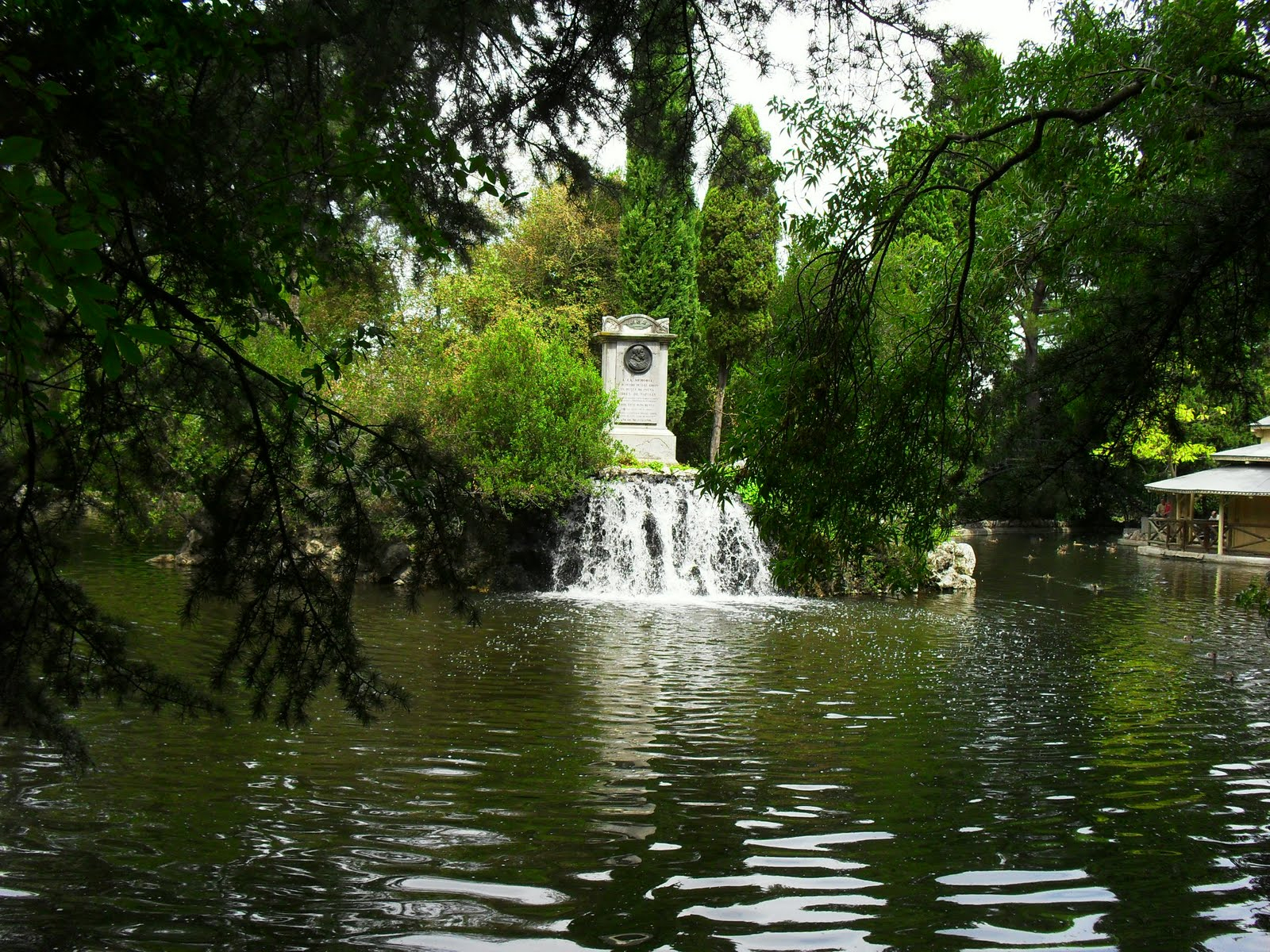 Arte Y Jardinería : Jardin El Capricho serapportantà Jardin El Capricho Madrid