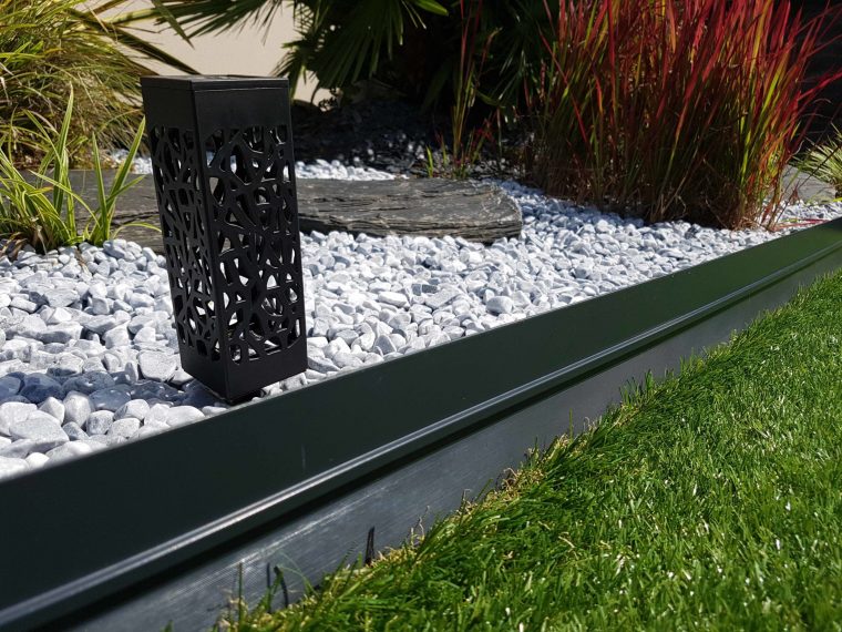 Bordure Bordalu Gris Anthracite – Jardivrac – Décoration … avec Bordures De Jardin Beton Beige