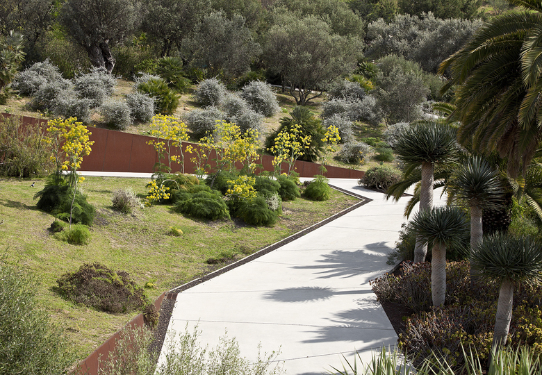 Botanical Garden Of Barcelona Oab Ferrater &amp; Partners avec Jardin Botanico Bcn
