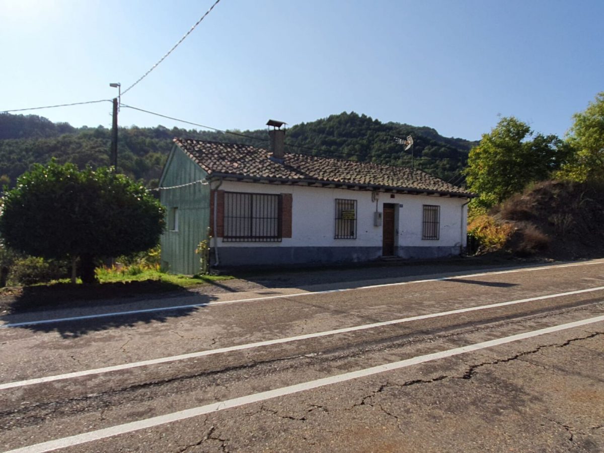 Casa Con Jardin En Aleje • Inmobiliaria Noresla pour Inmobiliaria Jardines