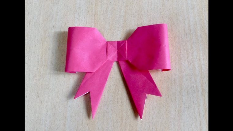 Comment Faire Un Ruban. Origami. L'Art De Plier Le Papier … encequiconcerne Art Topiaire Comment Faire