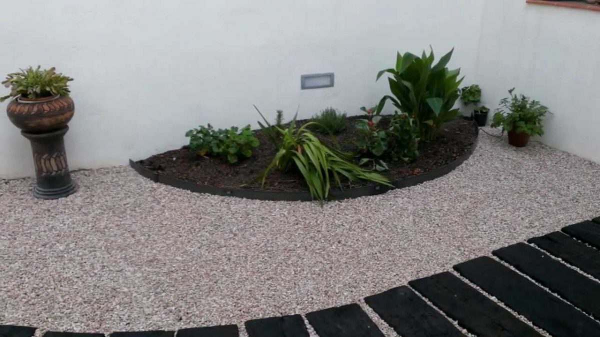 Como Hacer Un Jardin De Bajo Mantenimiento. El Jardí De La ... intérieur Jardin Bajo Mantenimiento