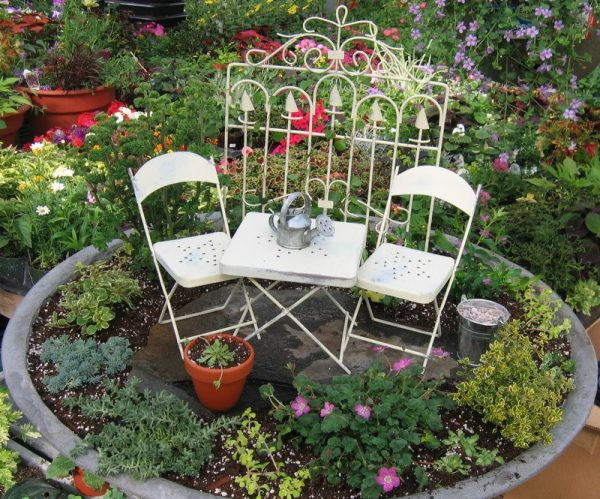 Consejos Básicos Para Disfrutar De Un Bonito Jardín | Guía … à Como Hacer Un Jardin Bonito Y Barato
