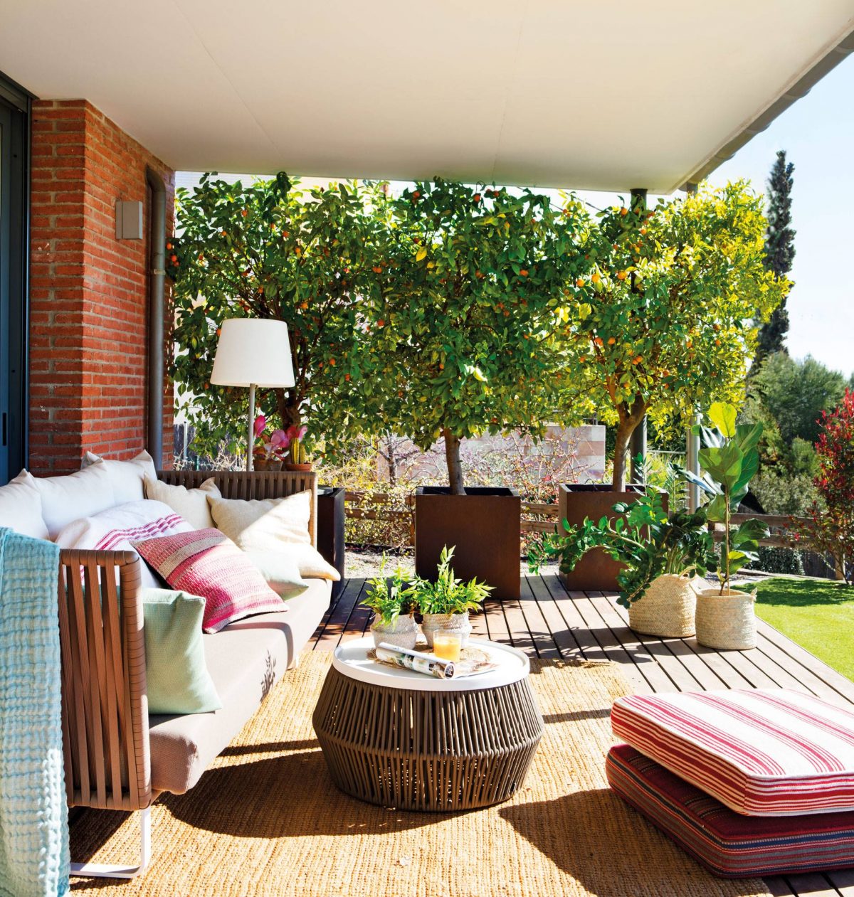 Cuánto Cuesta: Un Paisajista Para La Terraza O El Jardín à Terraza Apartosuites Jardines De Sabatini