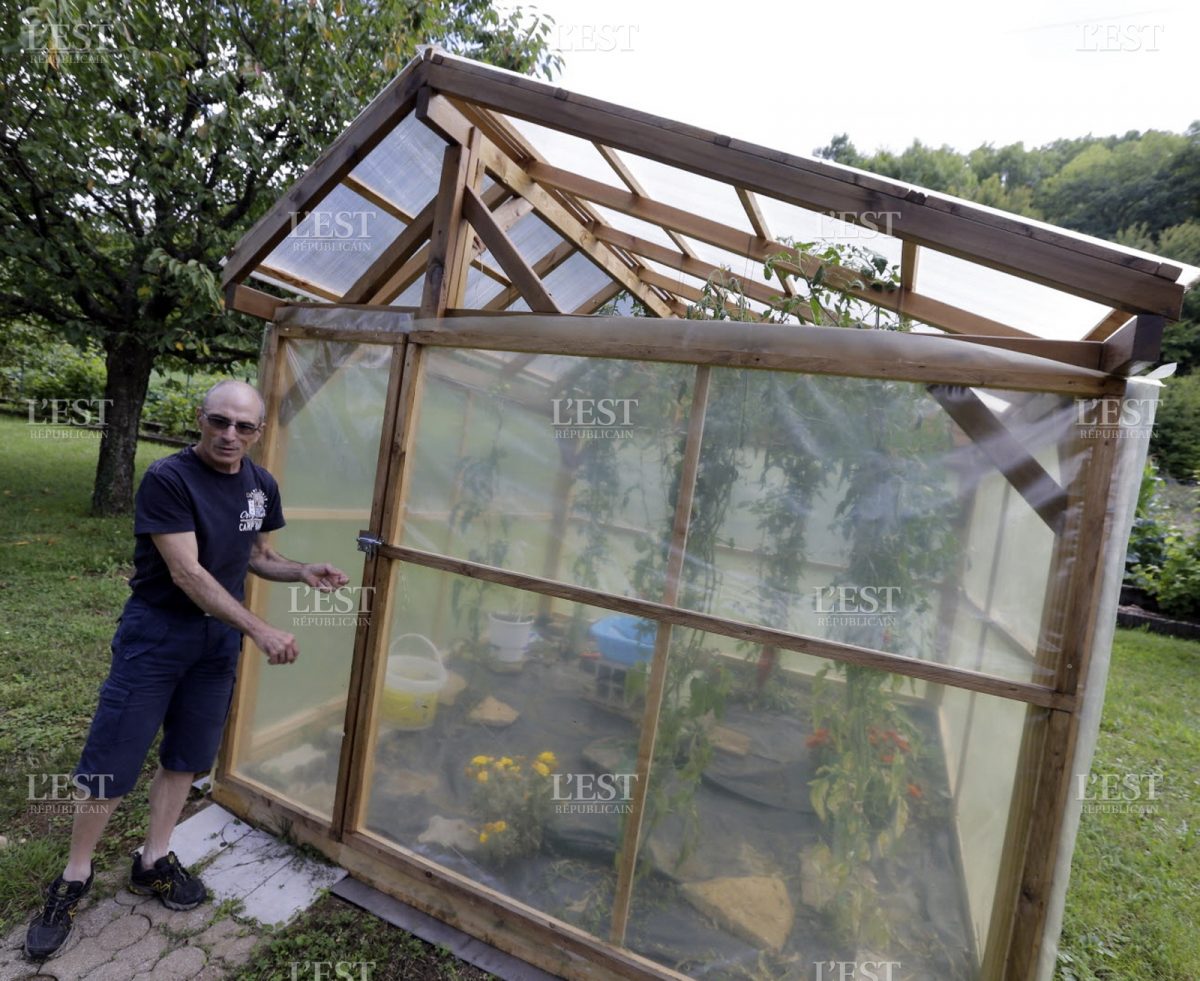 Edition Belfort-Héricourt-Montbéliard | 168 € De Taxe Pour ... dedans Fabriquer Une Serre En Polycarbonate