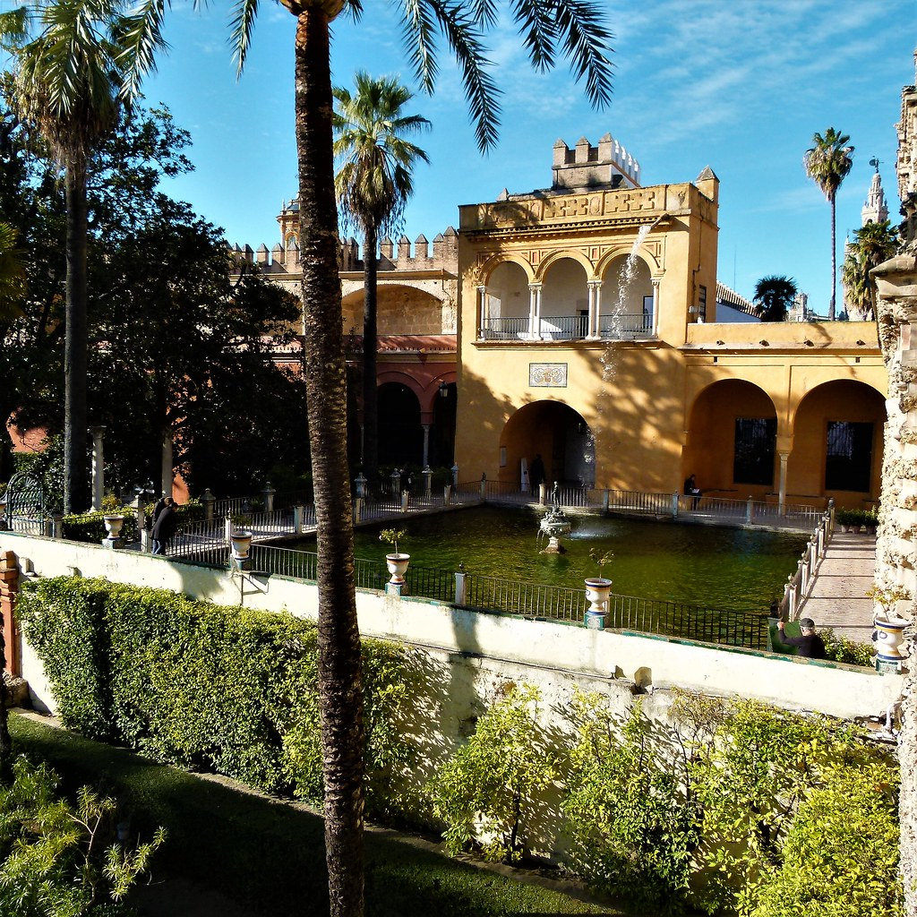 Estanque De Mercurio En Los Reales Alcázares De Sevilla ... intérieur Jardines De Los Reales Alcazares De Sevilla