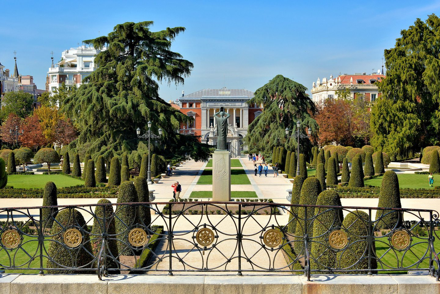 Felipe Iv Entrance At Buen Retiro Park In Madrid, Spain ... concernant Jardines Del Buen Retiro