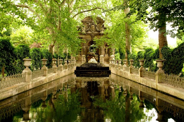 Fontaine De Medicis, Jardin Du Luxembourg, Paris. Magical … destiné Pizza Jardin San Francisco De Sales