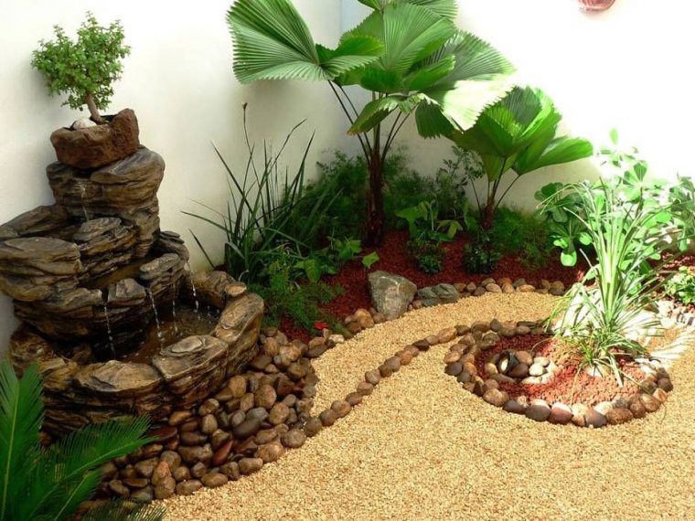 Fuente, Bonsai, Piedras Y Lamparita Zen Ambient | Homify … tout Decoracion De Patios Y Jardines Con Piedras