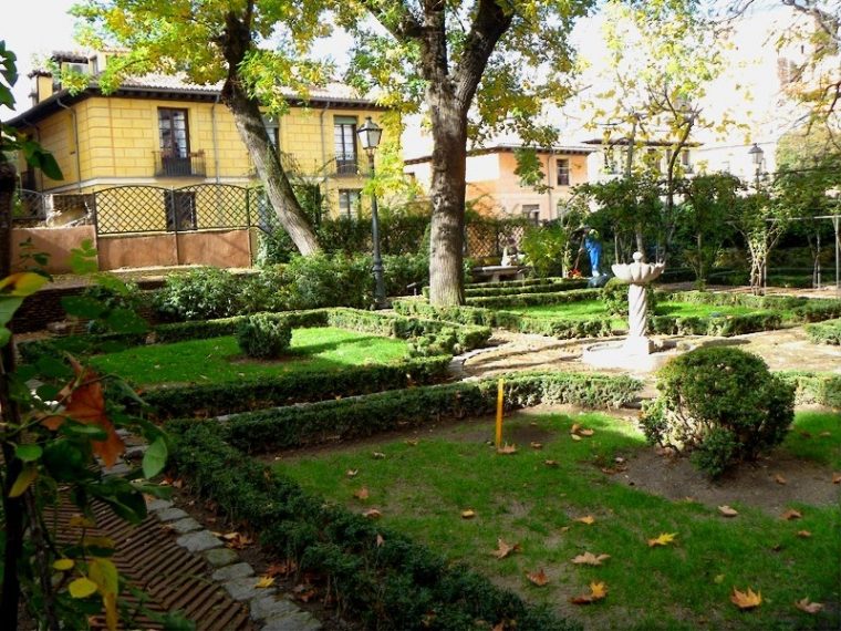 Hablemos De Jardines: Jardín Del Palacio De Anglona En Madrid à Ciudad Jardin Madrid