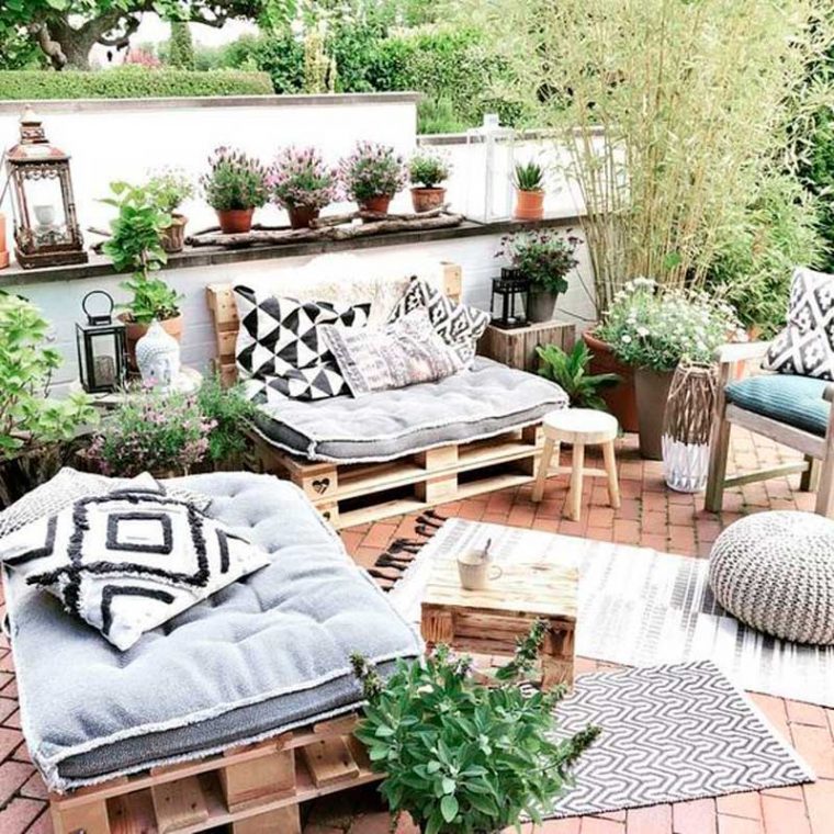 Ideas Para Decorar Tu Jardín, Patio O Terraza Con Palets … encequiconcerne Jardines Con Palets