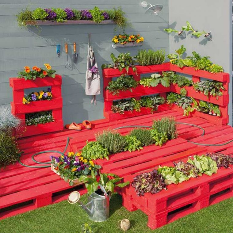 Ideas Para Decorar Tu Jardín, Patio O Terraza Con Palets … pour Tu Jardin Con Enanitos Guitarra