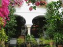 Jardín Español: Claves Para Conseguir Este Estilo En Casa ... destiné Fotos De Casas Con Jardin