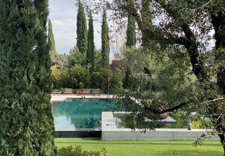 Jardín Privado En La Moraleja, 2019 Madrid – Luis Vallejo … tout Pizza Jardin La Moraleja