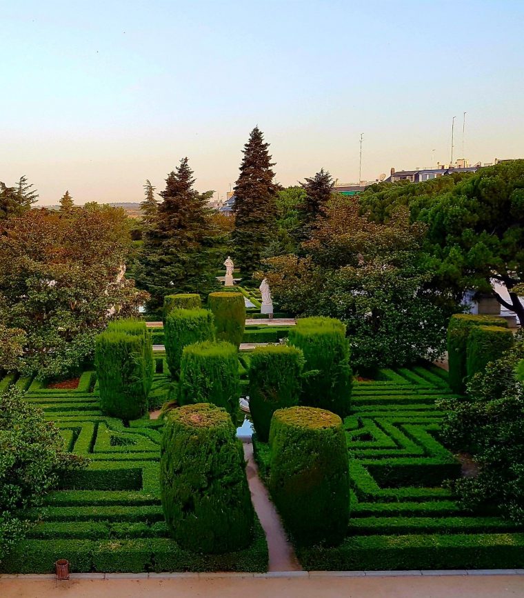 Jardines De Sabatini | Monumentos, Calles De Madrid, Jardines dedans Jardin Colgante Madrid