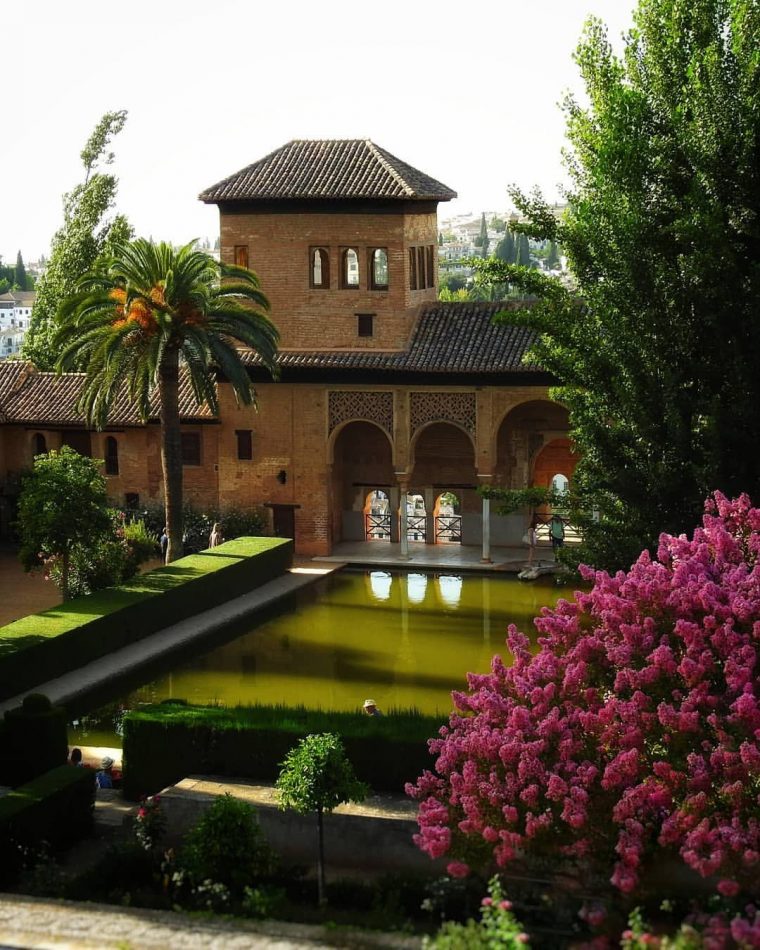 Jardines Del Partal. Alhambra. Granada. Spain. . . . . # … encequiconcerne Jardines De Alhambra