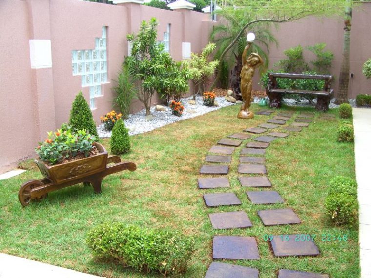 Jardins Residenciais Pequenos – Dicas, Fotos E Modelos tout Jardines Minimalistas Pequeños Fotos