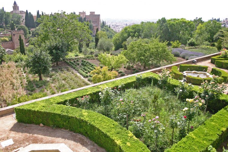La Alhambra – Yanzoo Ocio | Alhambra De Granada, La … intérieur Los Jardines Del Generalife