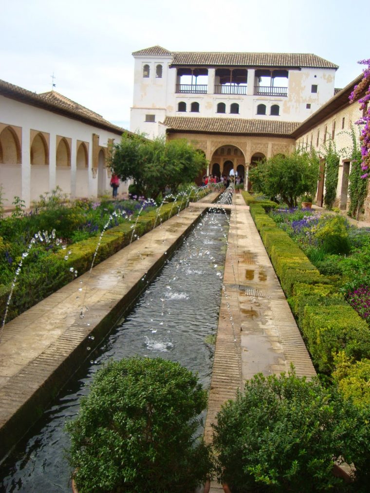 Las Horas Felices: La Alhambra:los Jardines Del Partal Y … destiné Los Jardines De La Alhambra