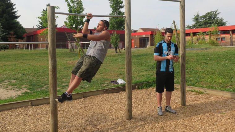 Le Street Workout Nouveau Sport De Rue encequiconcerne Spot Street Workout Paris