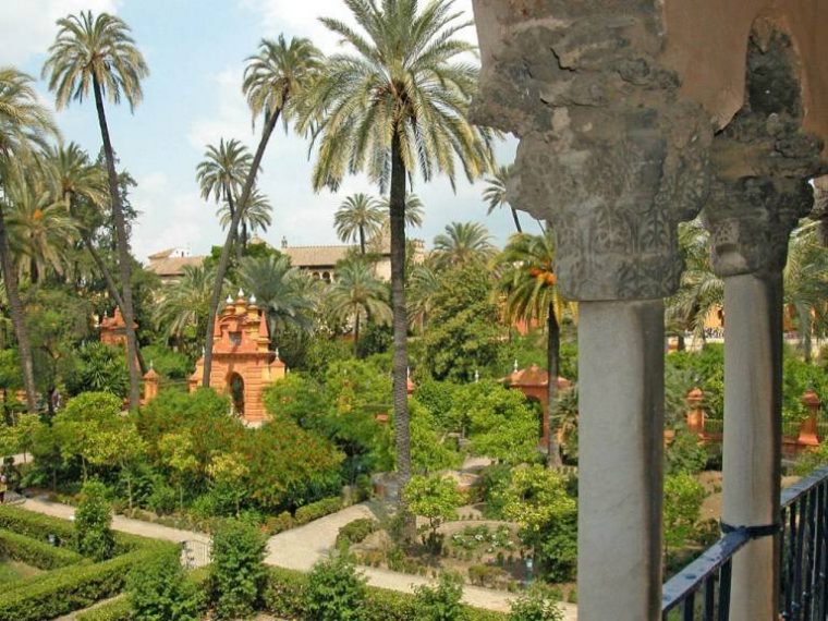 Los Jardines Del Real Alcázar De Sevilla – Pisos Al Día … encequiconcerne Jardines Del Alcazar De Sevilla