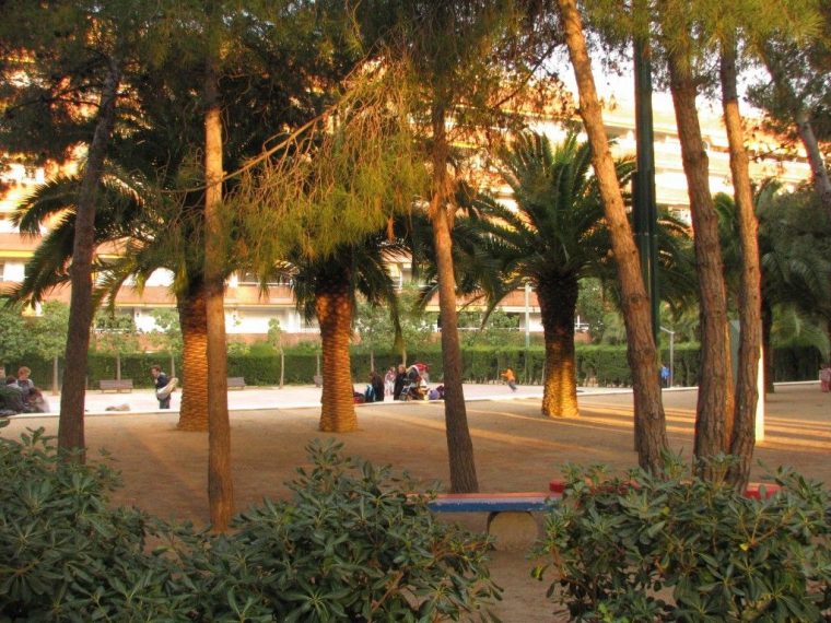 Los Parques De Santa Amelia Y Villa Cecilia En Sarrià … concernant Parques Y Jardines De Barcelona