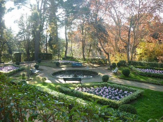 Parc Del Labyrinth D'Horta - Jardin Romantico - Picture Of ... serapportantà El Jardin Romantico