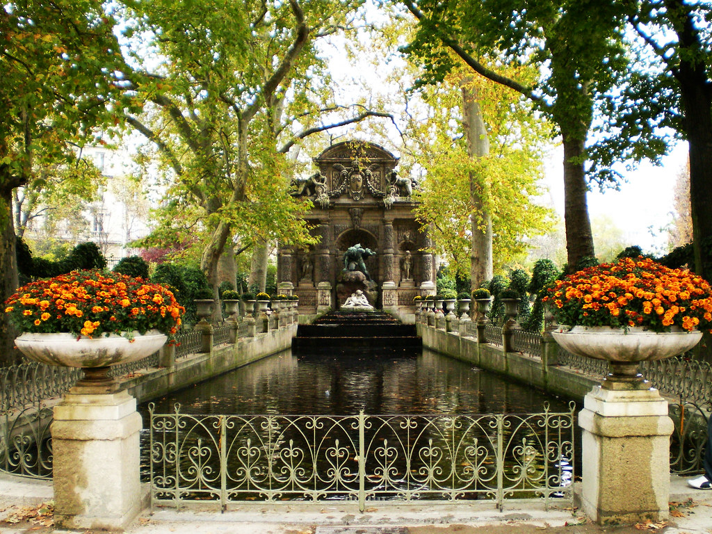 Paris.jardin De Luxemburgo.fuente De Los Medici | Isbani7 ... serapportantà Jardin De Luxemburgo